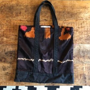 Oscar de la Renta Tote